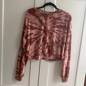 Lulu’s Cropped Long Sleeve Shirt